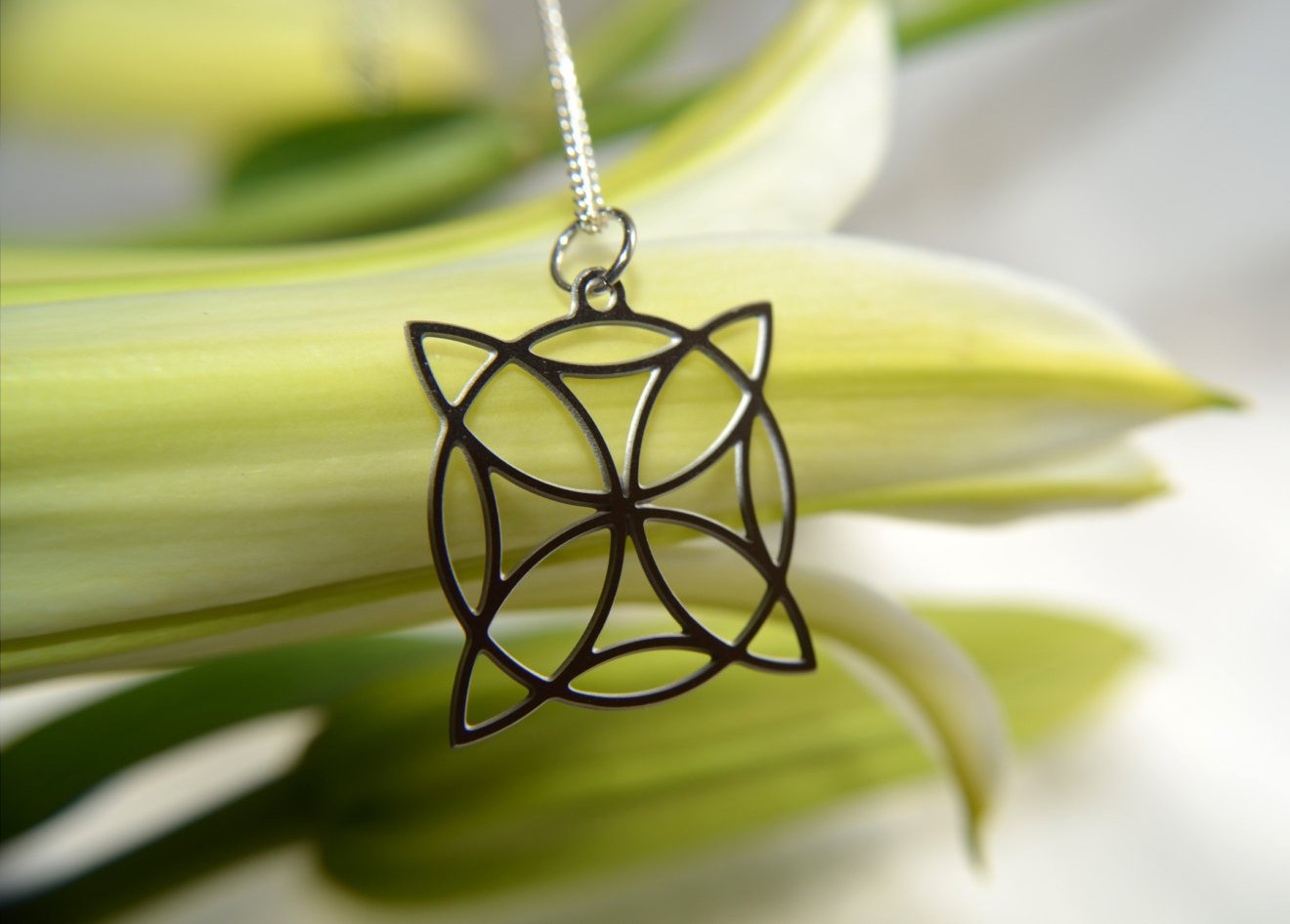 Four Leaf Pendant in stainless steel