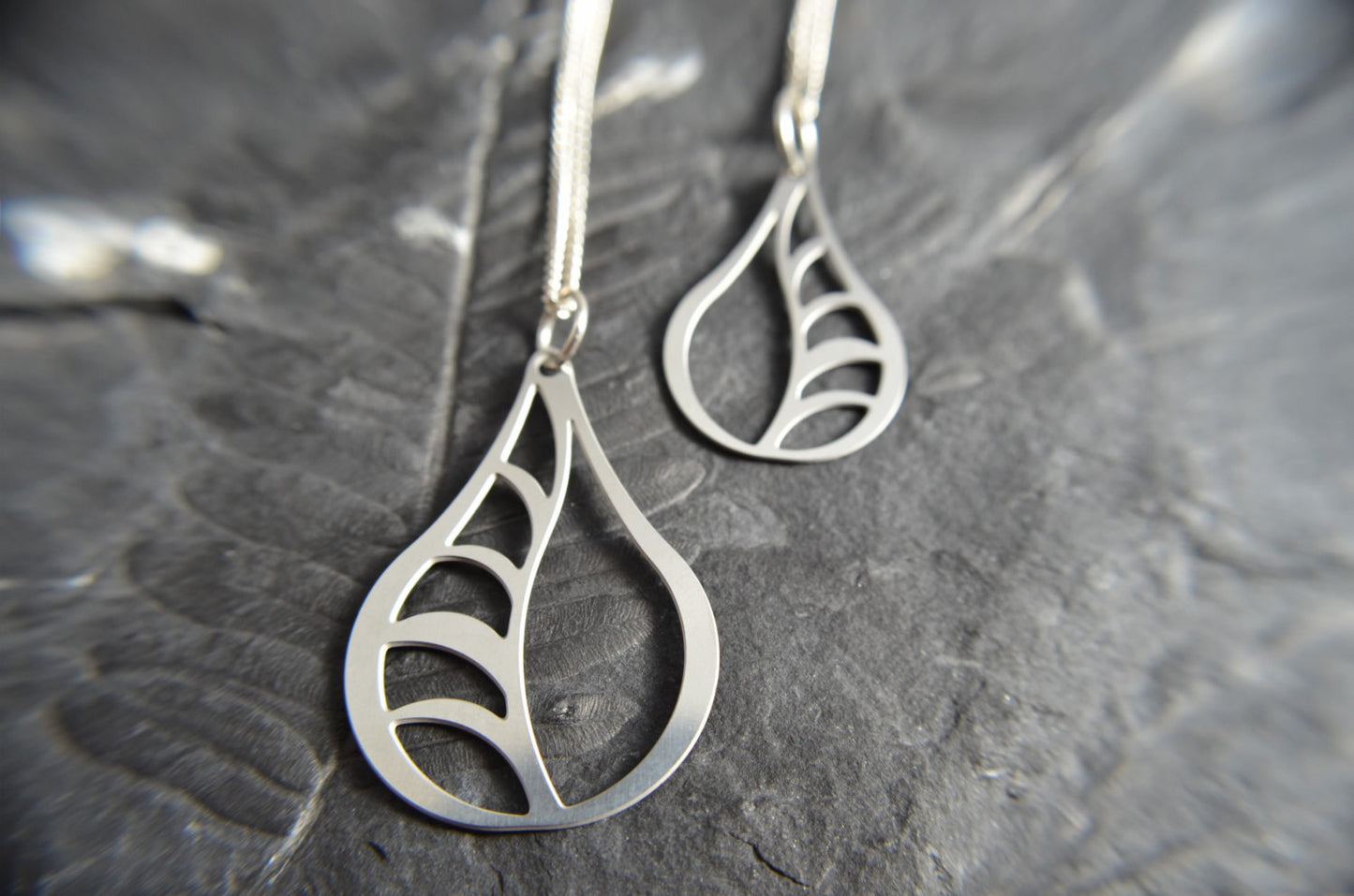 Vine Pendant in stainless steel