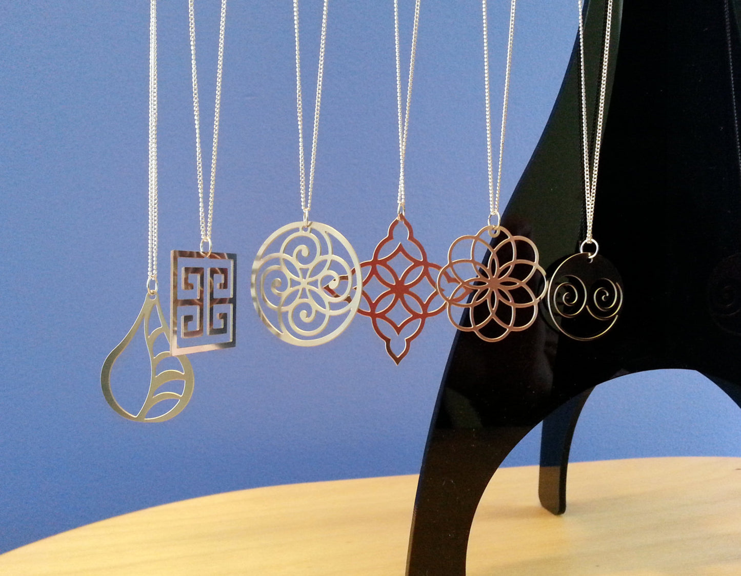 Vine Pendant in stainless steel